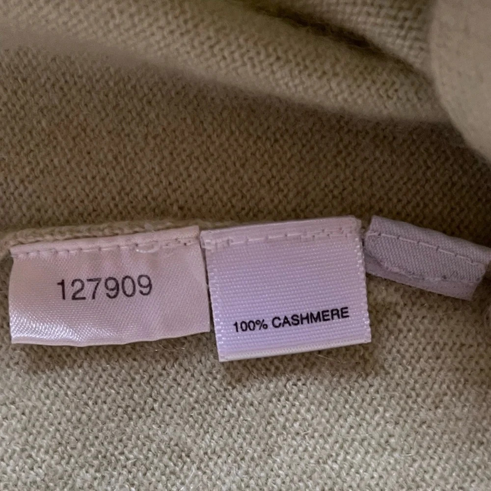 Ann Taylor 100% cashmere v neck cardigan sweater size XS - Picture 11 of 11